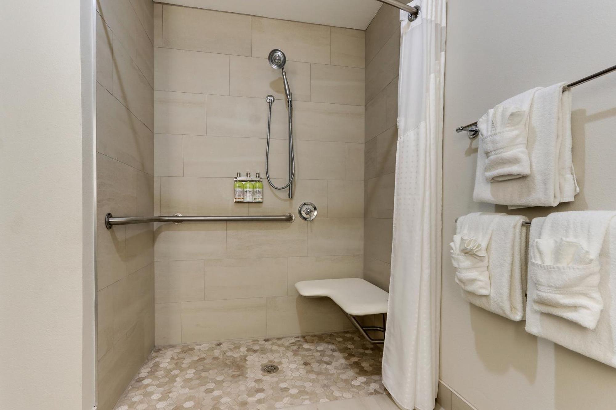 Holiday Inn Express Hotel & Suites Dayton-Centerville By Ihg Экстерьер фото